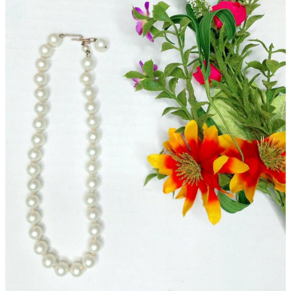 VTG Marvella Faux Pearl Necklace 8'' Hand-Knotted Signed White Adjustabl…